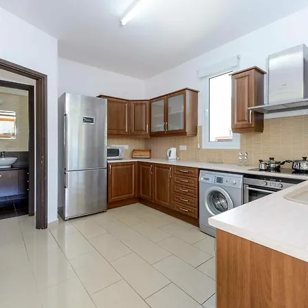Villa La #1 *